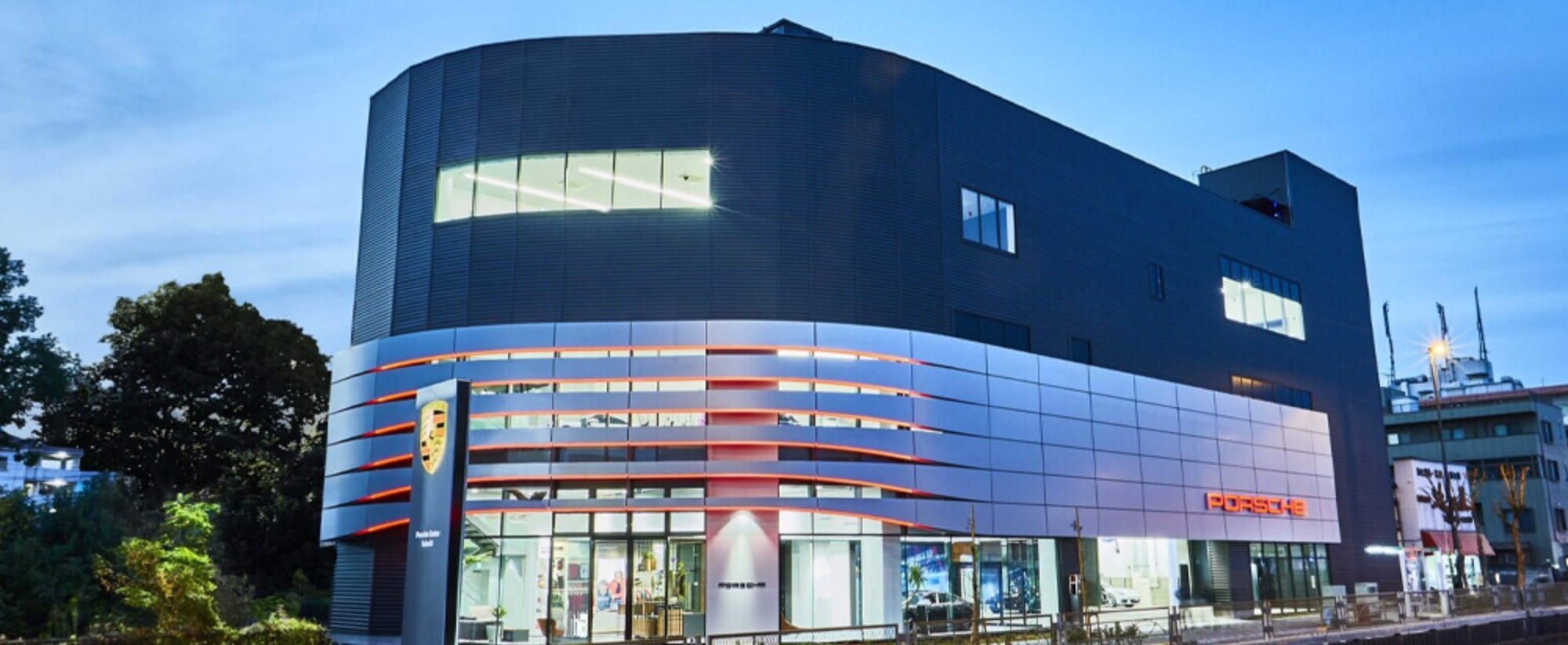 ポルシェセンター足立