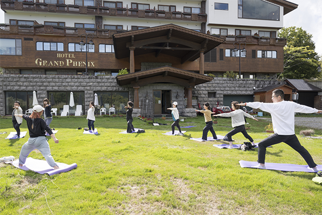 ヒーリングゾーン：大自然の森林ヨガ